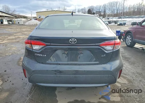 2022 Toyota Corolla Le z USA, uszkodzony, nr VIN JTDEPMAE9NJ220077